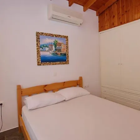 Villa Amaltheia *